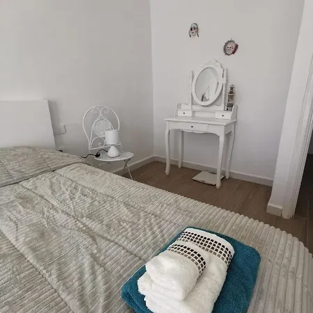 Megila 度假居 *